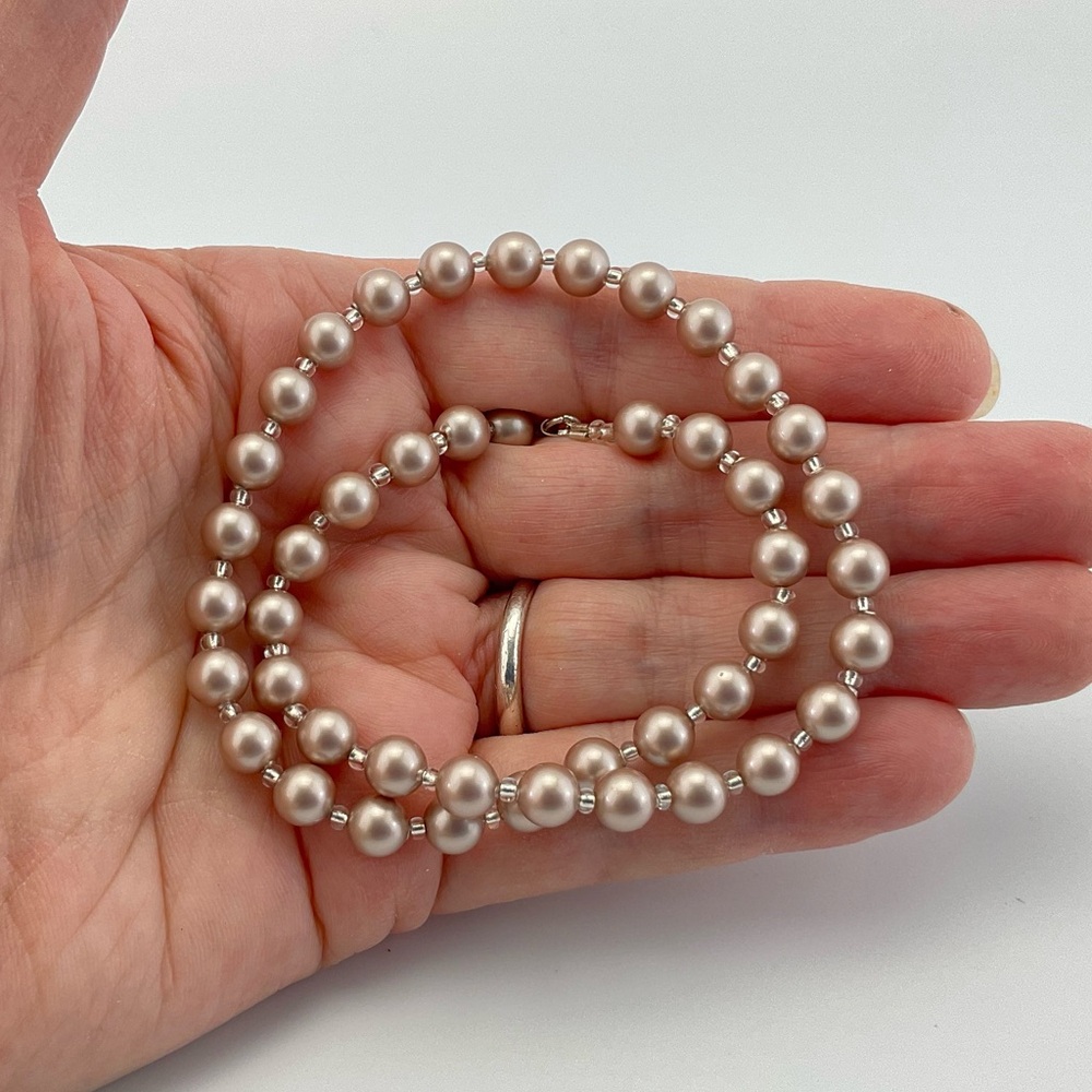 Swarovski Crystal Pearl Choker Necklace, 6mm, Powder Almond, Beige, Handmade - Picture 4 of 12